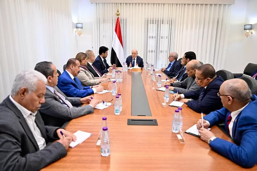خطير : صراع وخلاف داخل بنية الشرعية بين مؤيد ومعارض للحرب